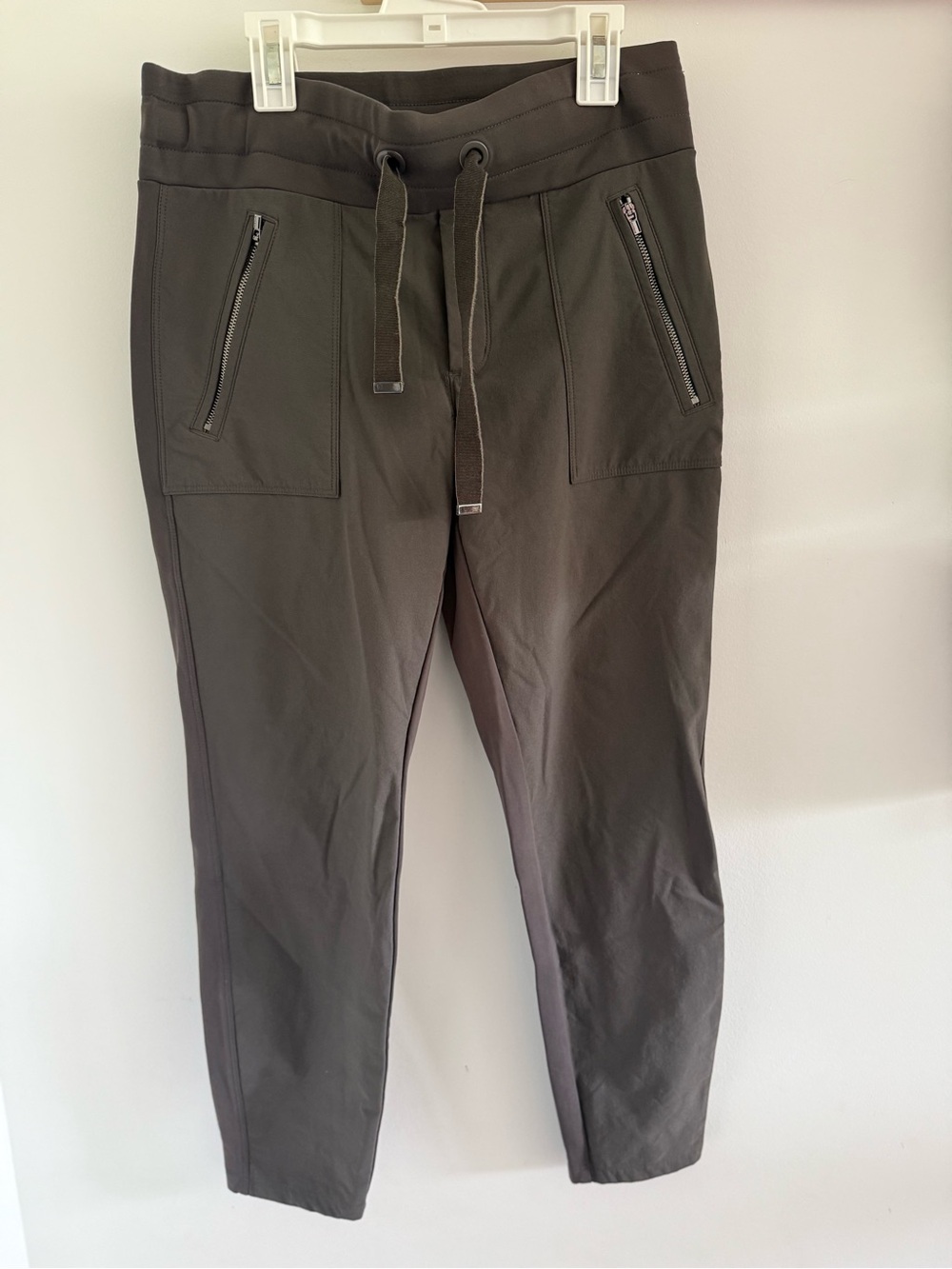 Athleta Jogger Track Sweatpants Size 8P - Picture 2 of 6